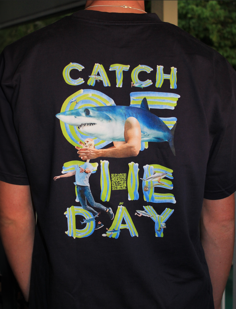 SHARK TEE